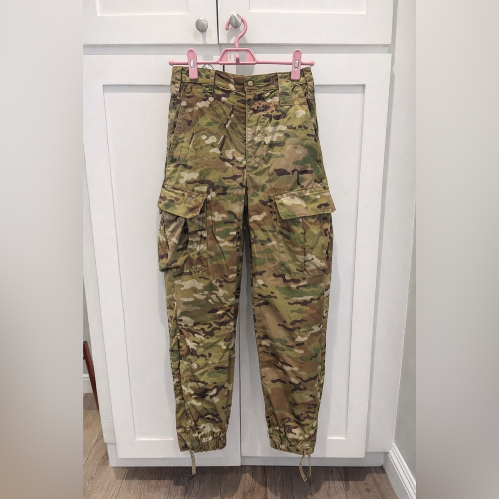 U.S. Army ECWCS Gen III Level 5 Soft Shell Cold Weather Trousers Multicam/OCP
